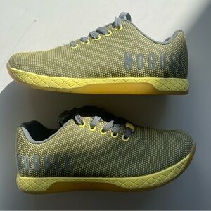 **SOLD**NOBULL women’s low top training shoes size 7.5 yellow gray